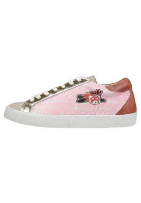 Dogo - Femme Cuir Vegan Rose Baskets - Peak Motif