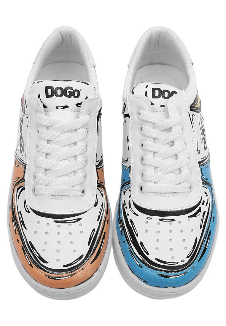 women's white sneakers that go with everything