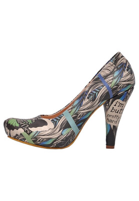 black medium high heels