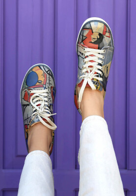 Dogo - Women Vegan Leather Gray Sneakers - Cubic Faces Design