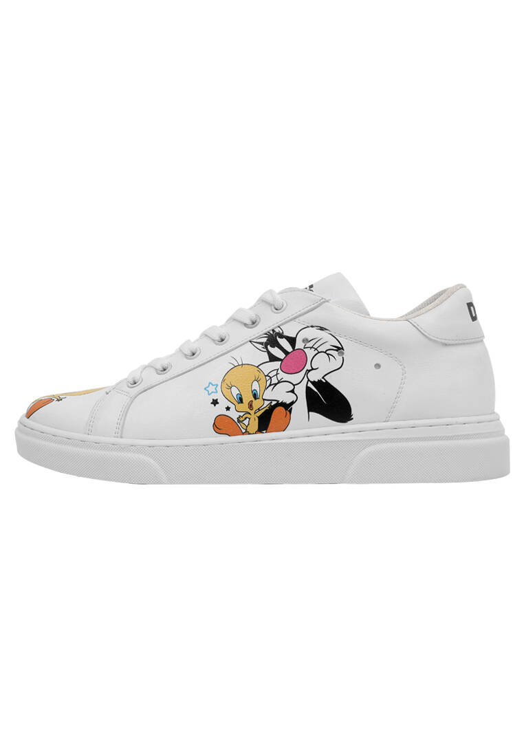 Women Vegan Leather White Sneakers - Best of Tweety and Sylvester Design |  DOGO Store